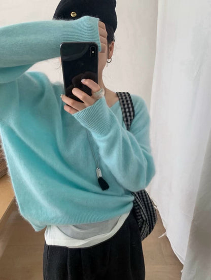 // ￼不易掉毛不易起球山羊絨毛衣