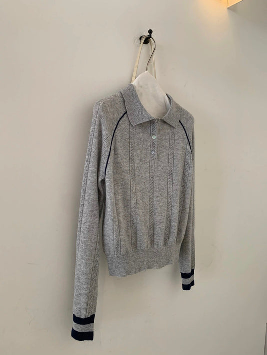 B255 / 復古感鏤空織紋撞色邊polo針織上衣(50%WOOL)