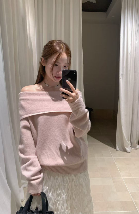 // 溫柔小性感一字領親膚NT