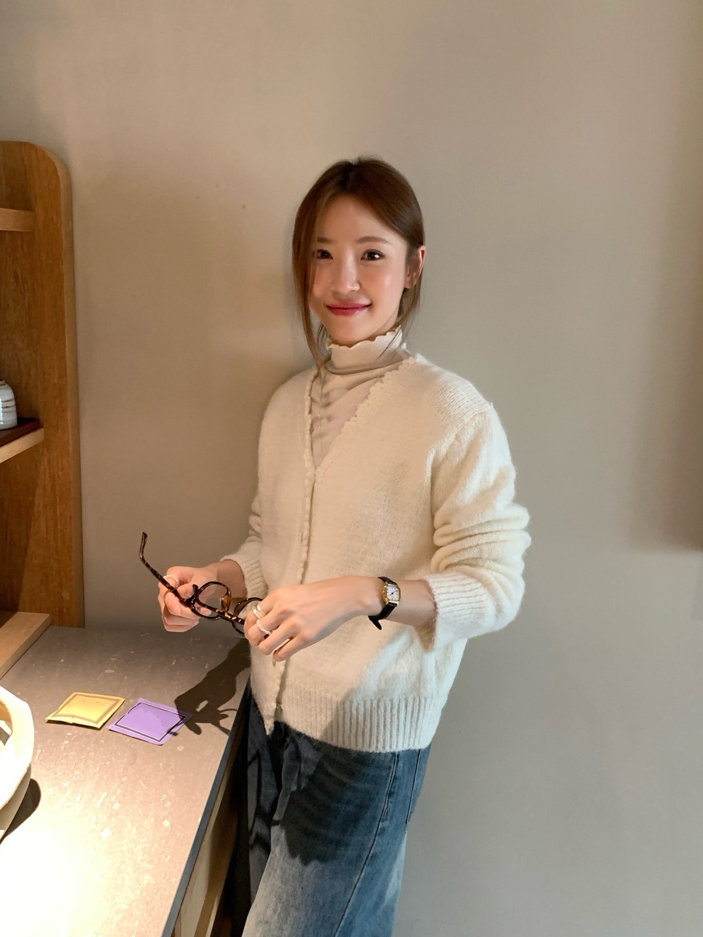 // 10%wool軟糯絨感鈎花邊CD