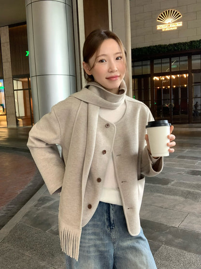 // 超韓雙口袋雙面毛呢圓領外套(連頸巾)