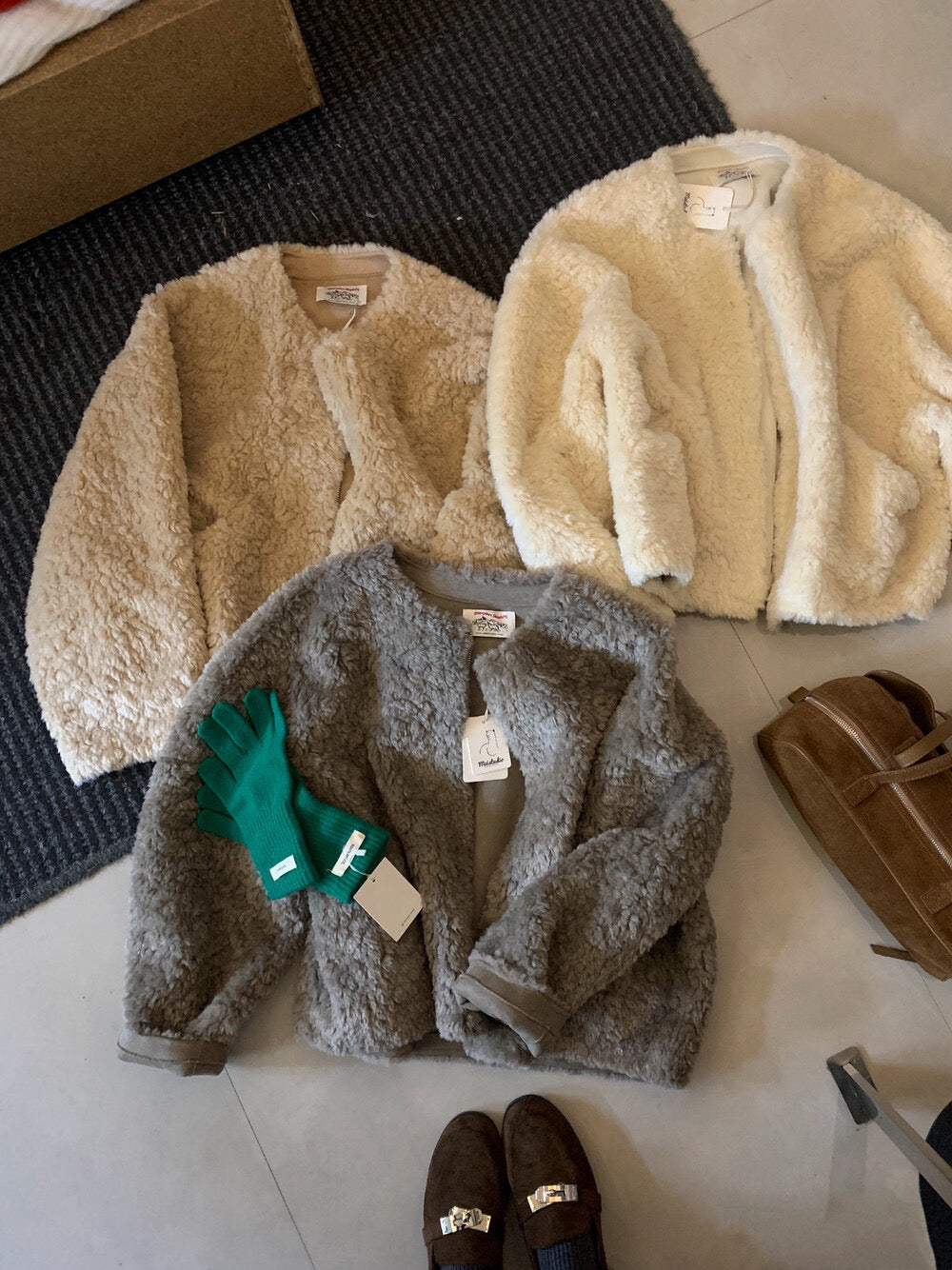 // 高級感口袋質感毛毛外套