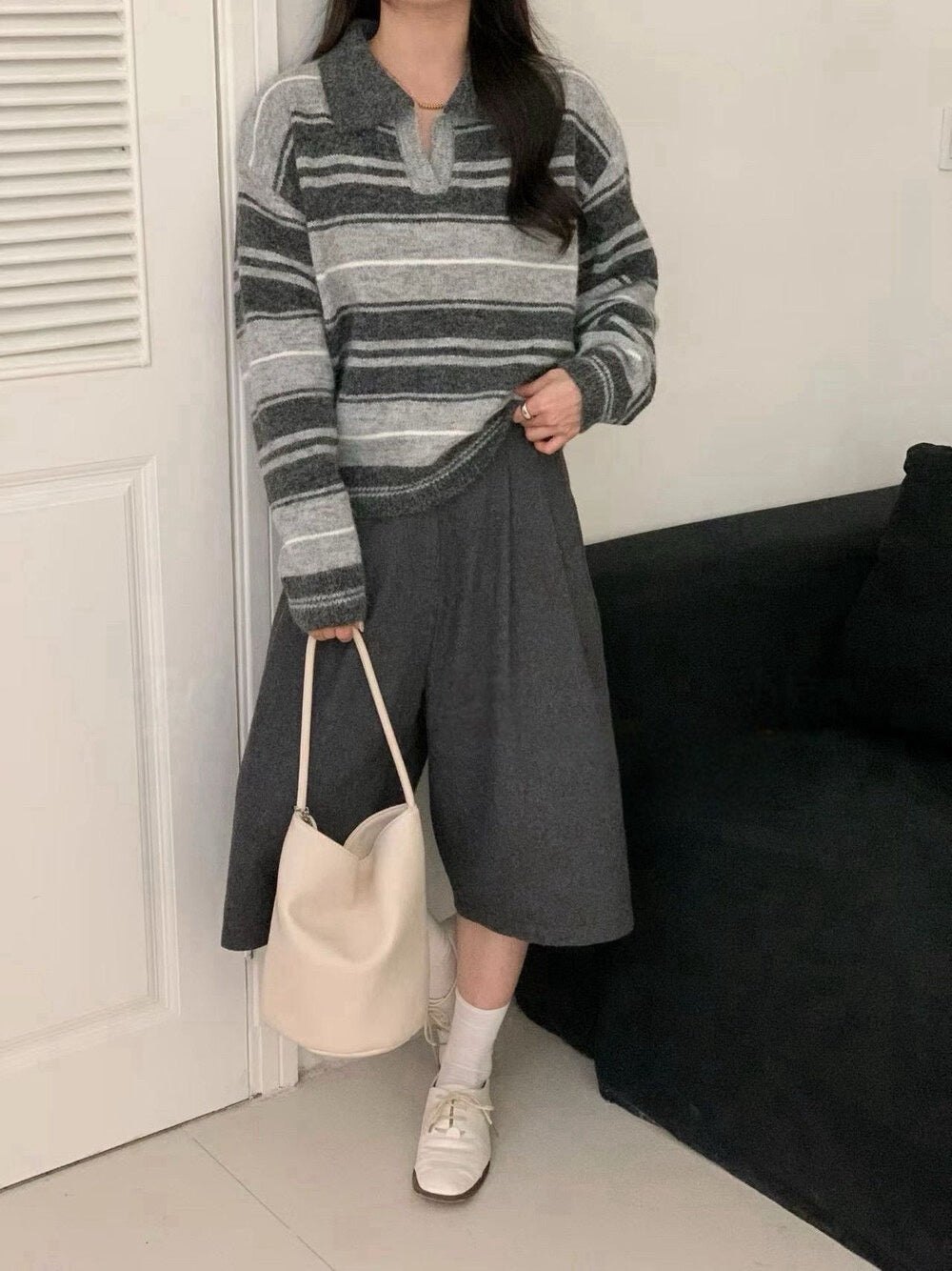 // 30%綿羊毛翻領拼色間條毛衣