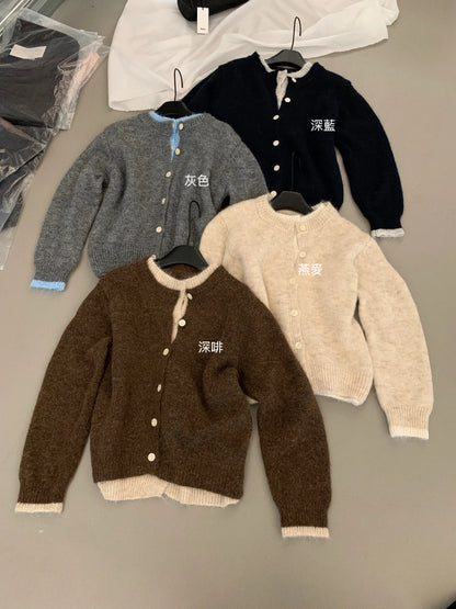C82 / 撞色假兩件排扣圓領冷外套(8%WOOL)