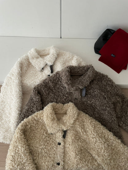 // 皮扣可立領口袋毛毛外套