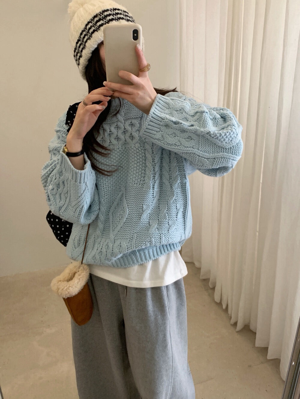 // 超美麻花織紋圓領套頭毛衣