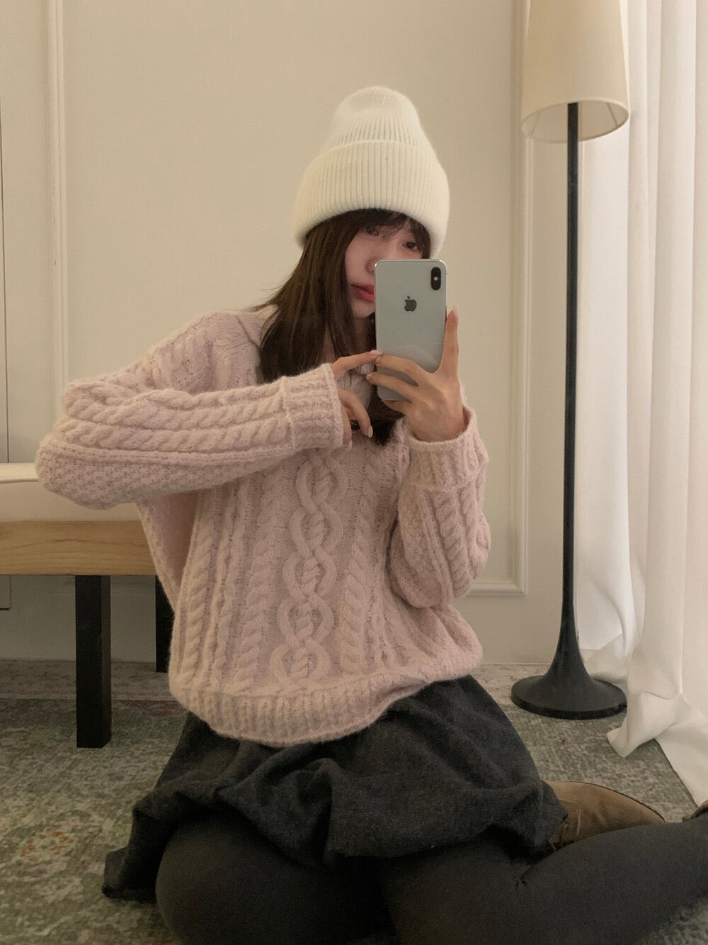 // 20%wool牛角鈕領口圓翻領麻花毛衣