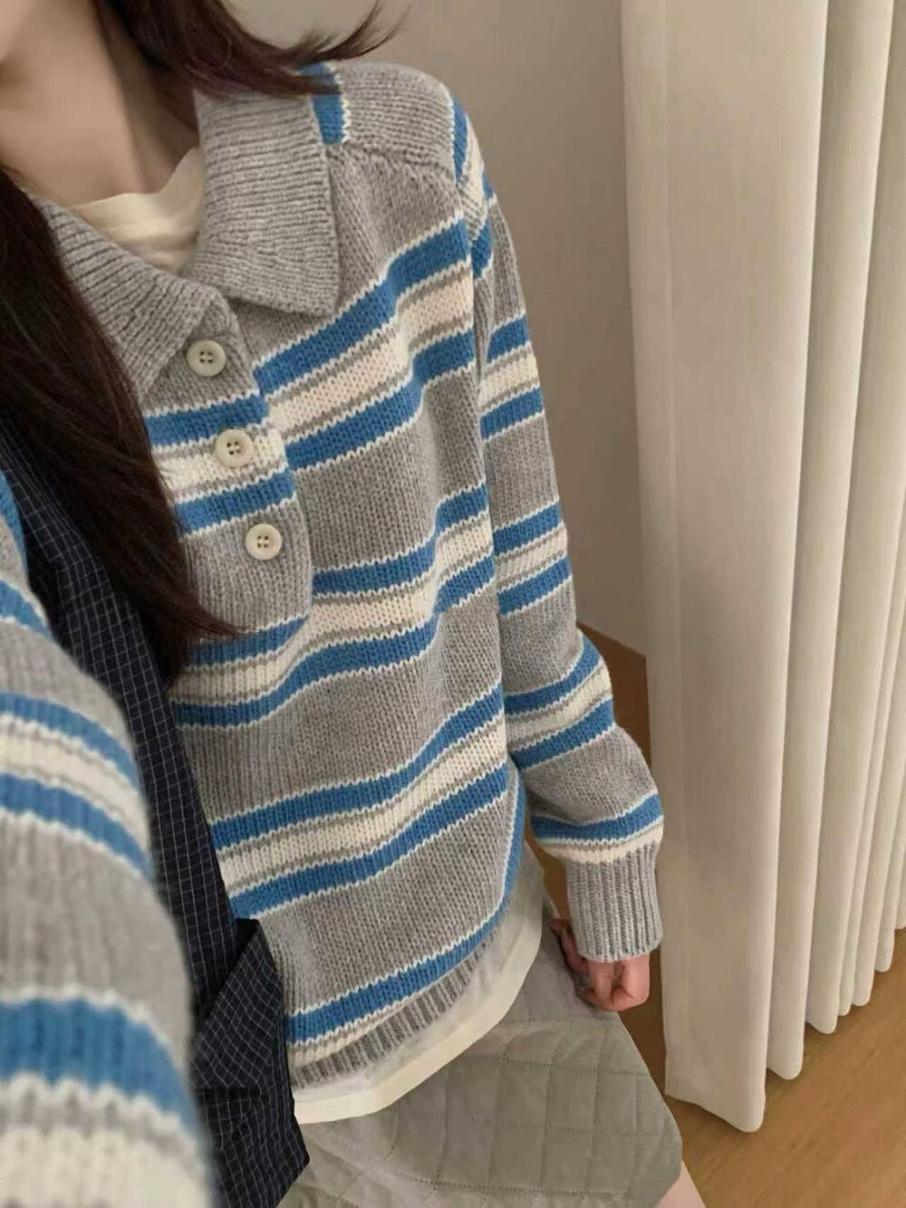 // 超美撞色鈕扣polo毛衣