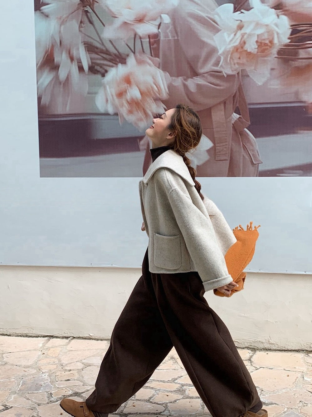 // 100%羊毛可愛娃娃領手工外套