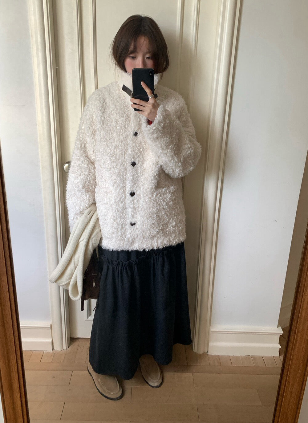 // 皮扣可立領口袋毛毛外套