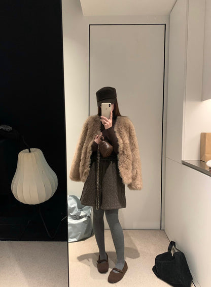 // 復古感麻花後口袋加絨短褲