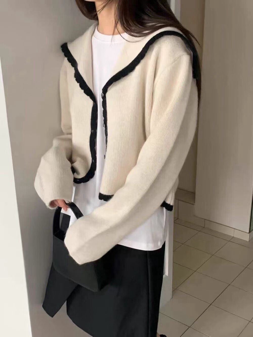 // 40%兔毛+20%綿羊毛撞色邊大翻領CD