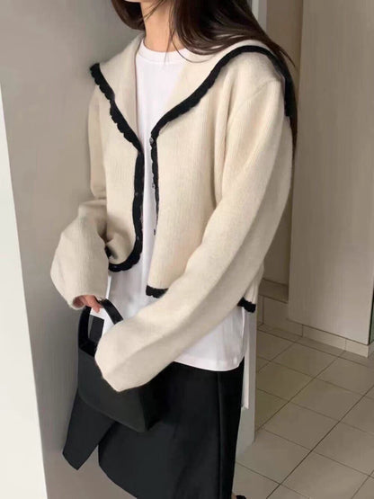 // 40%兔毛+20%綿羊毛撞色邊大翻領CD