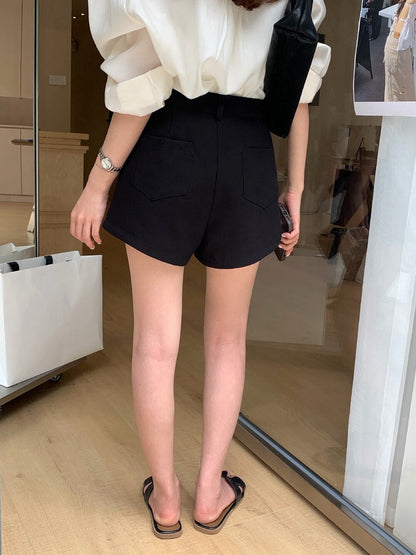 // 必入神褲！超顯腿長西裝短褲