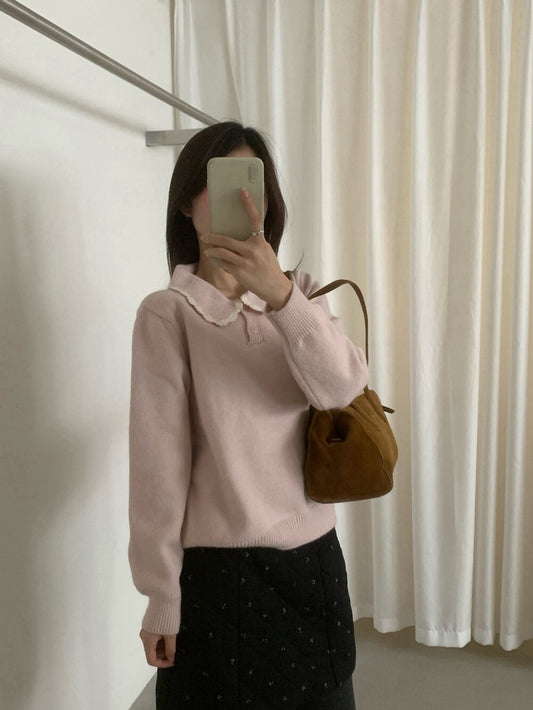 // 鈎花花邊圓翻領毛衣