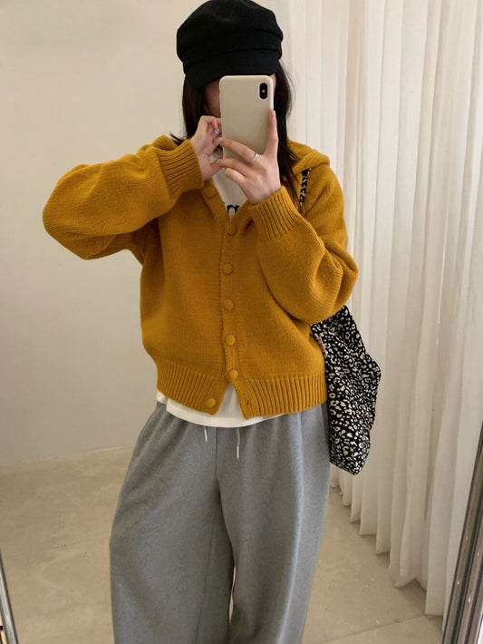 // 質感包扣連帽排扣毛衣