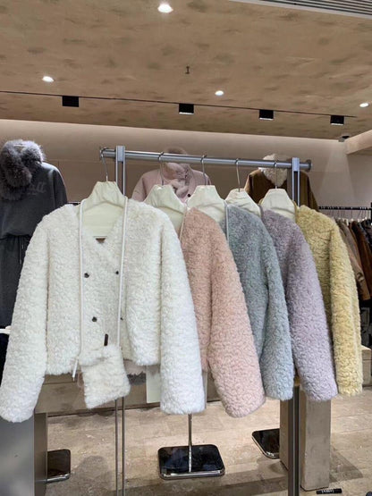 // V領雙排扣毛毛皮毛一體外套(連袋仔)