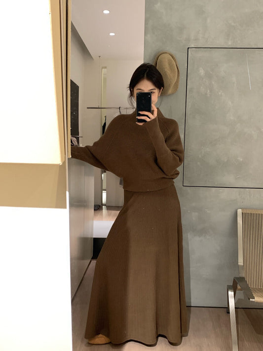 // 可前後穿小半領毛衣+褶褶針織裙套裝