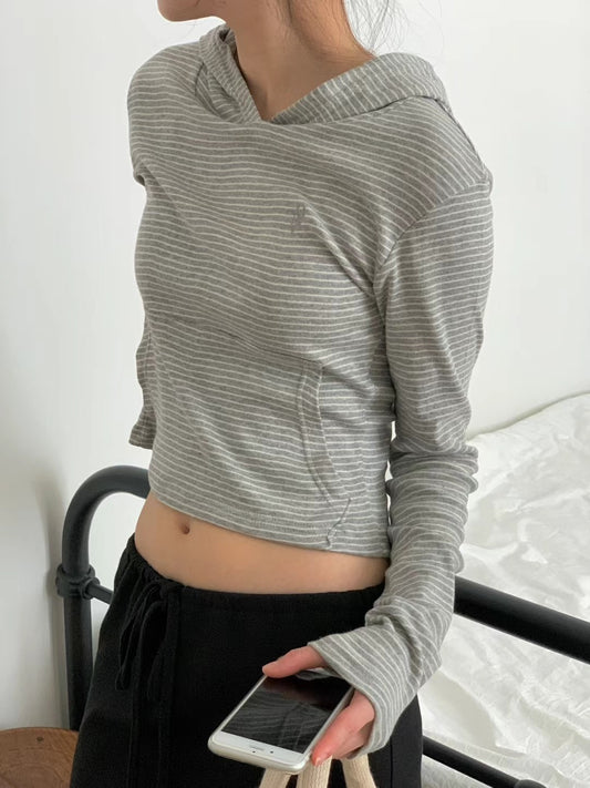 // 超顯瘦口袋間條連帽修腰上衣