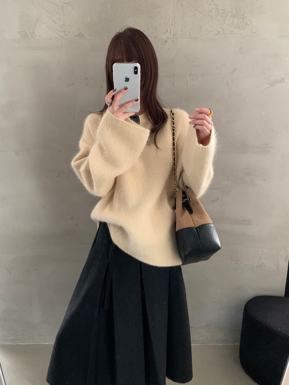 // 色系超美30%兔毛毛茸感軟糯親膚圓領毛衣