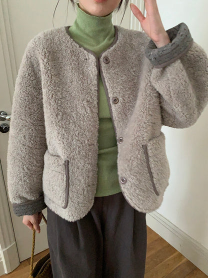 // 袖口翻邊拼lace包邊毛毛外套