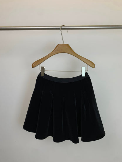 // 高級感絲絨A字短裙