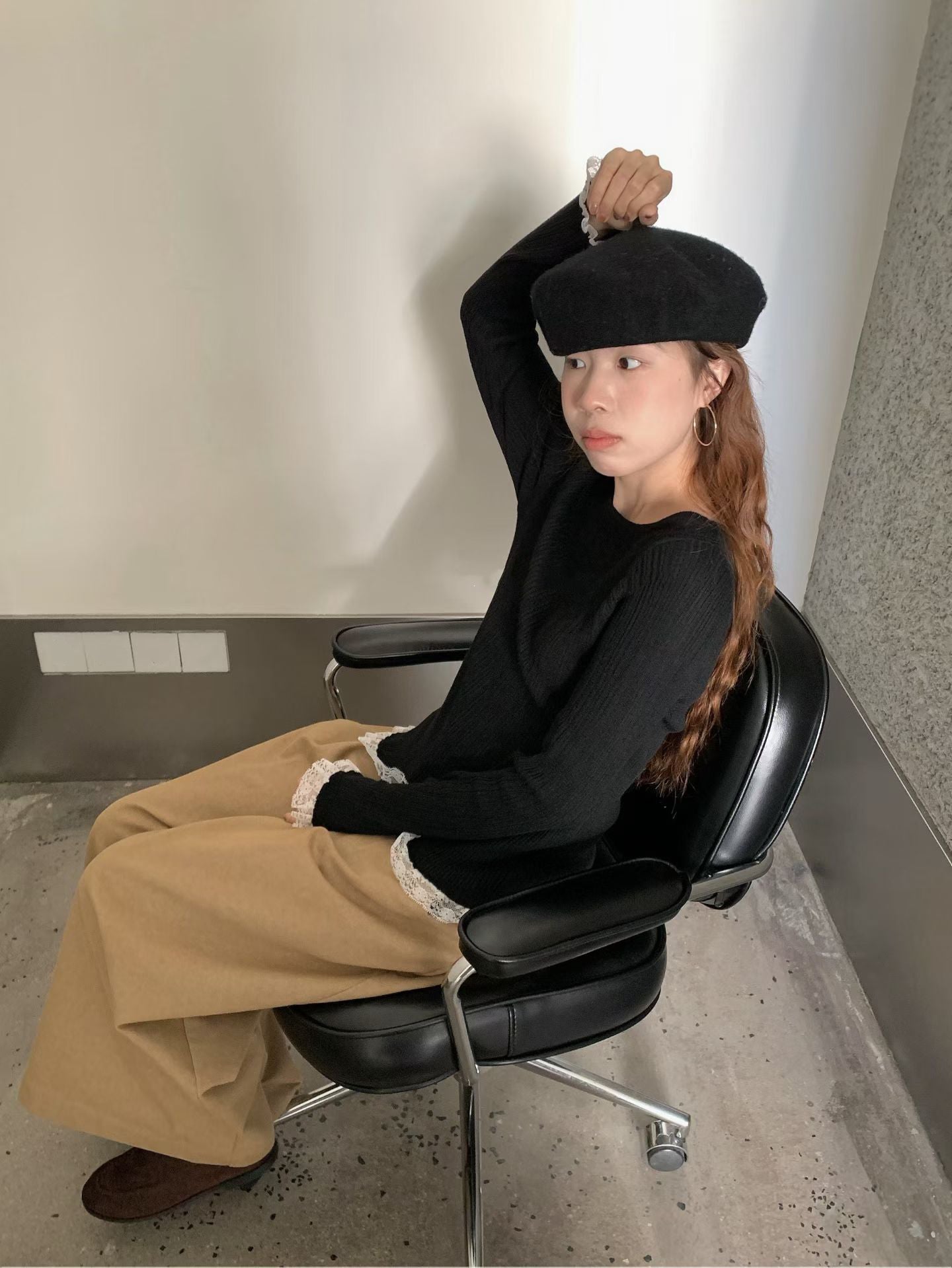 // 絲光羊毛紗線拼接lace邊NT