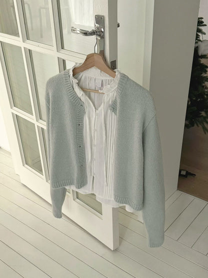 // 背後lace貼布混羊毛圓領CD