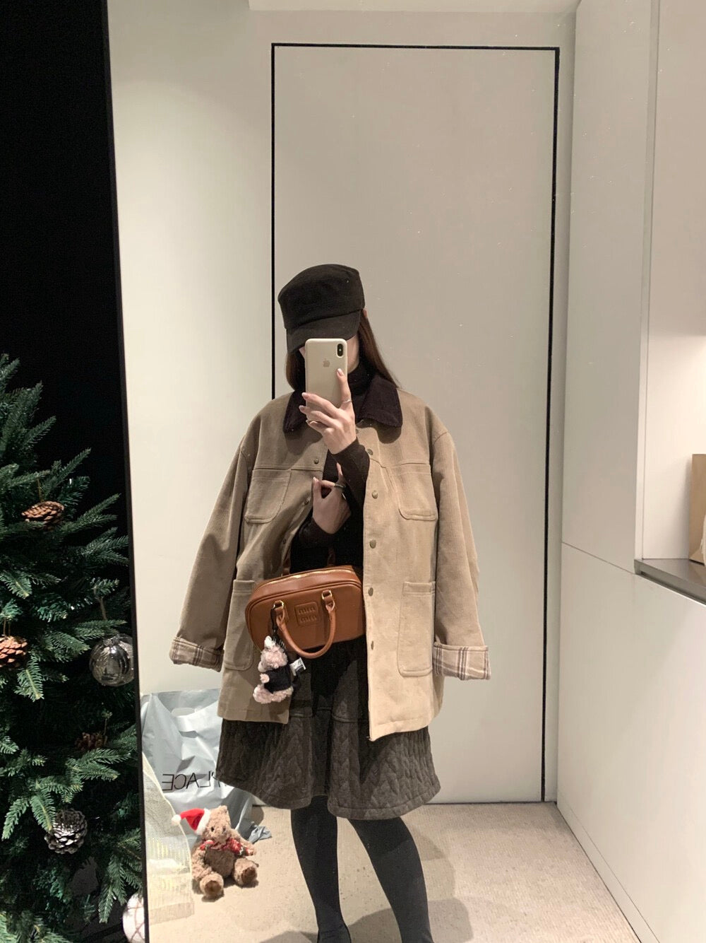 // 復古感拼色領內格紋燈芯絨外套