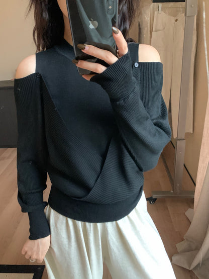 // 設計感交叉露肩針織上衣