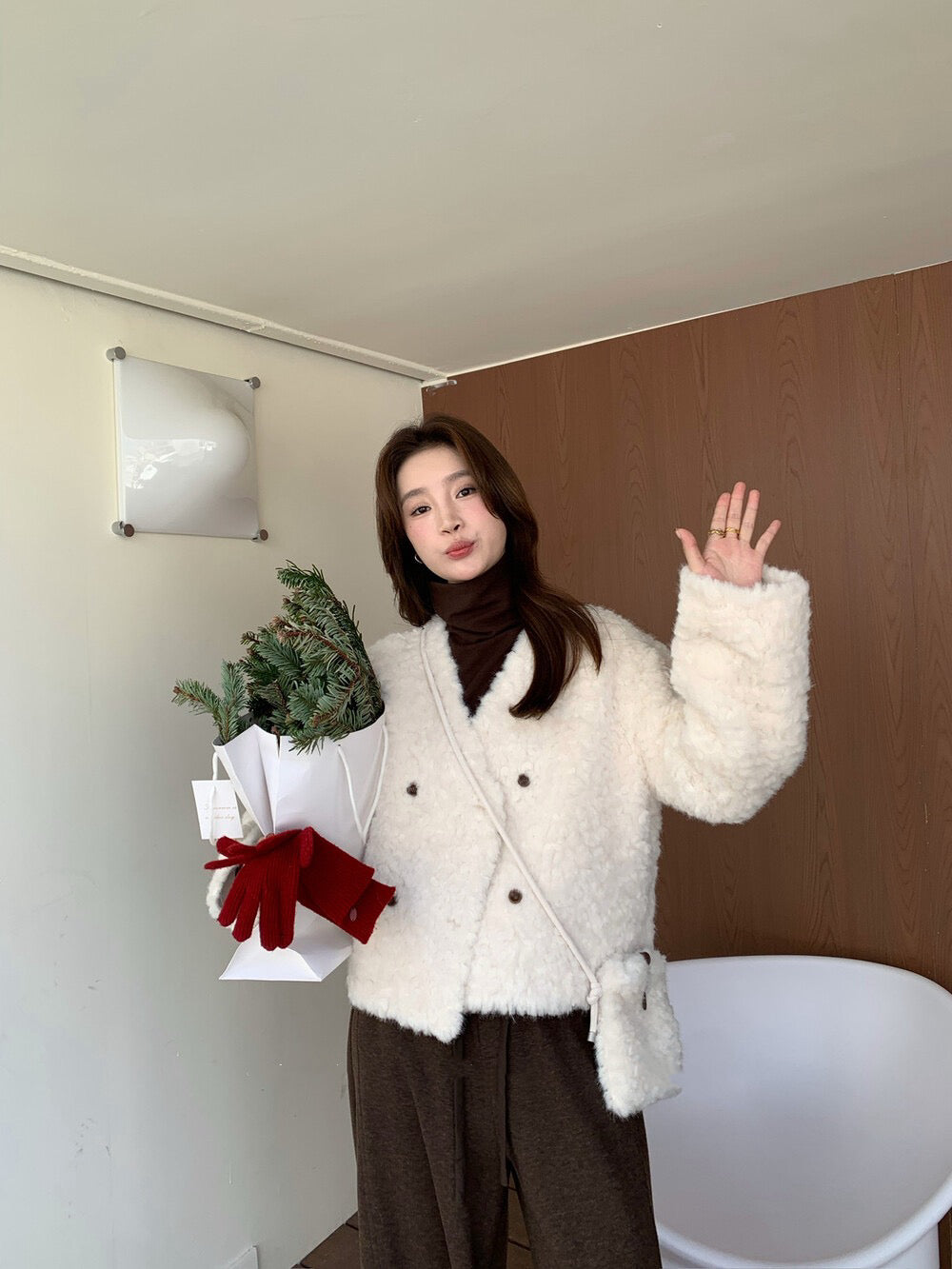 // V領雙排扣毛毛皮毛一體外套(連袋仔)