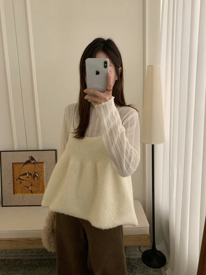 // 疊穿必入羊羔毛吊帶上衣