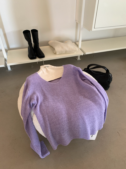 // 柔軟親膚馬海毛11色v領NT