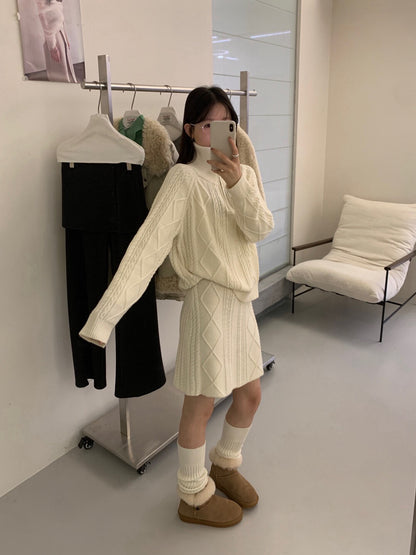 // 麻花半拉鍊立領毛衣+短裙套裝
