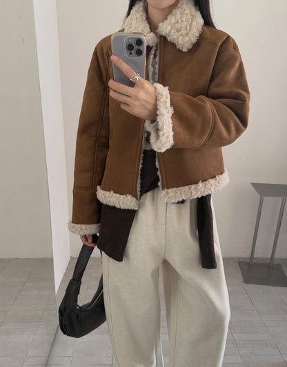 // 帥氣皮毛一體卷毛翻領外套