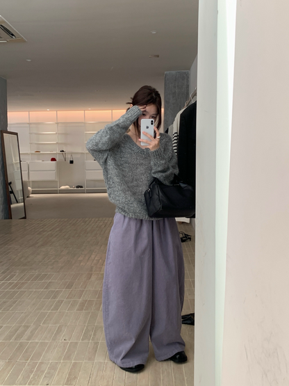 // 慵懶感滿滿V領針織毛衣