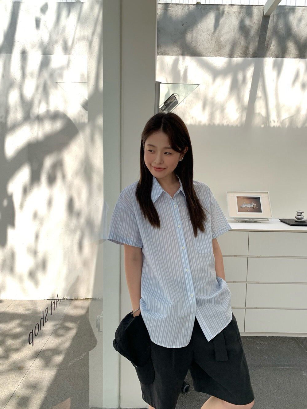 // 刺繡字口袋間條短袖SH