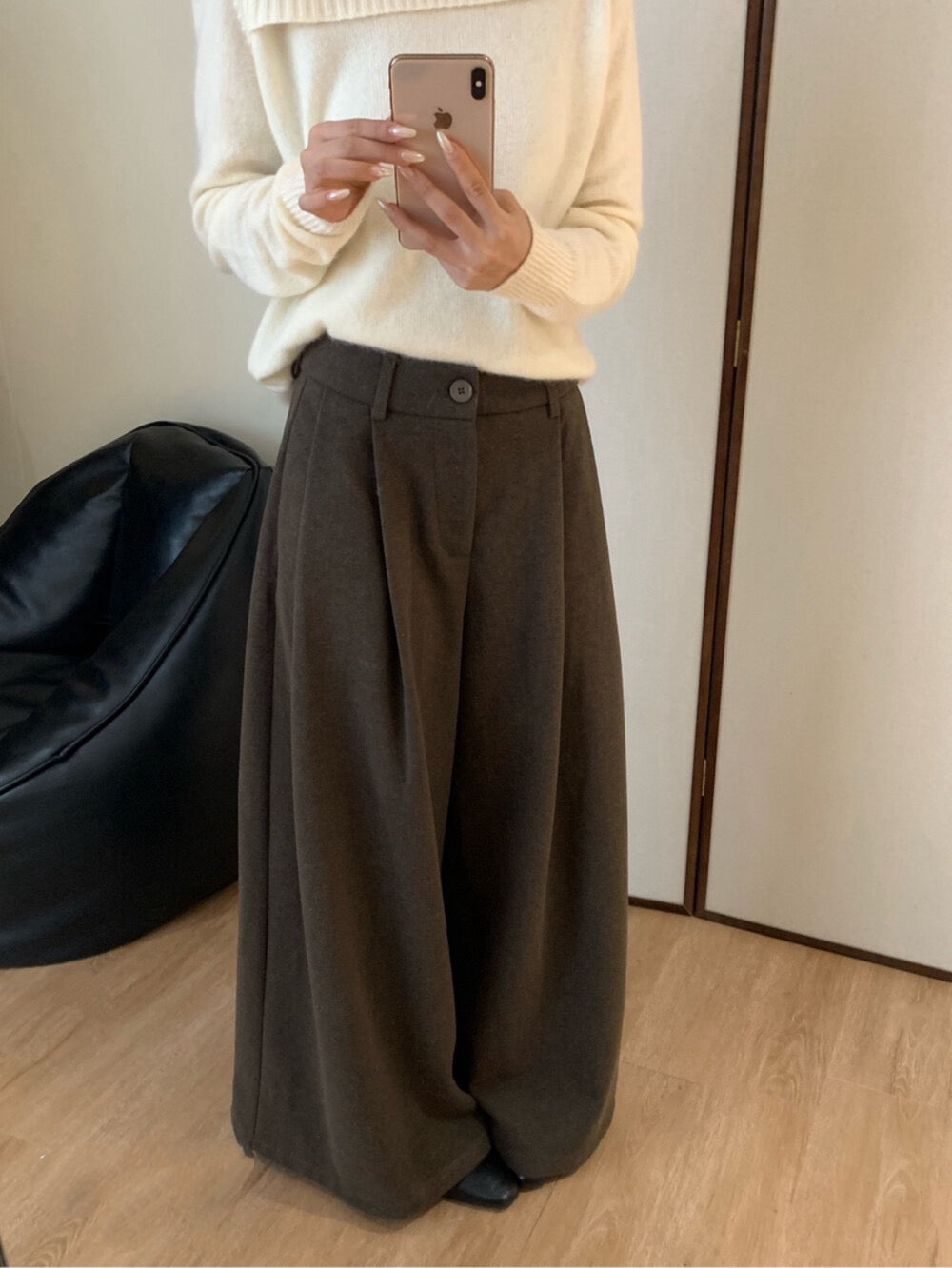 // 超遮肉壓褶闊腳毛呢褲