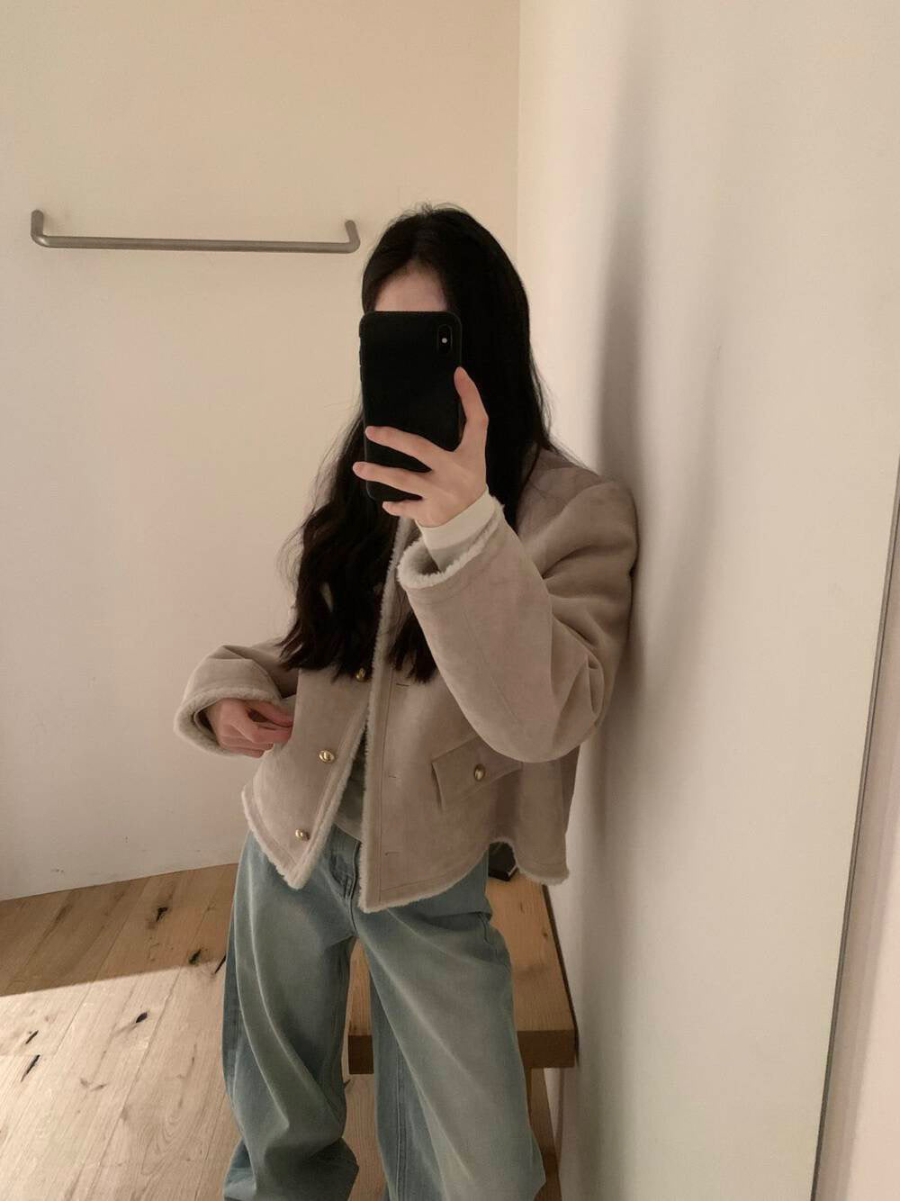 // 帥氣復古風色調皮毛一體金色鈕扣外套