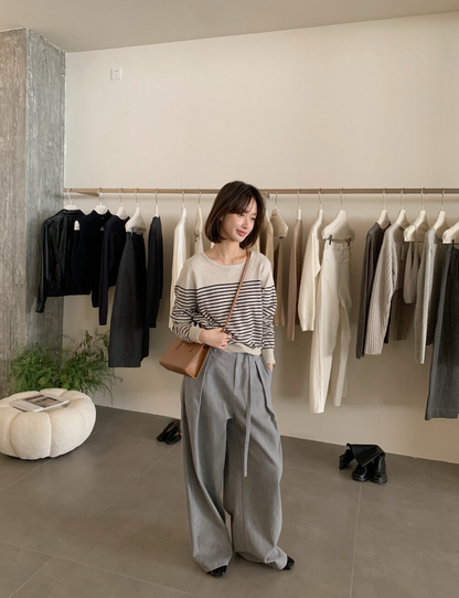 // 法式氣質間條針織上衣