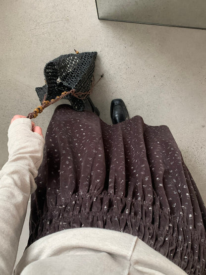 // 秋冬磨毛質料碎花中裙