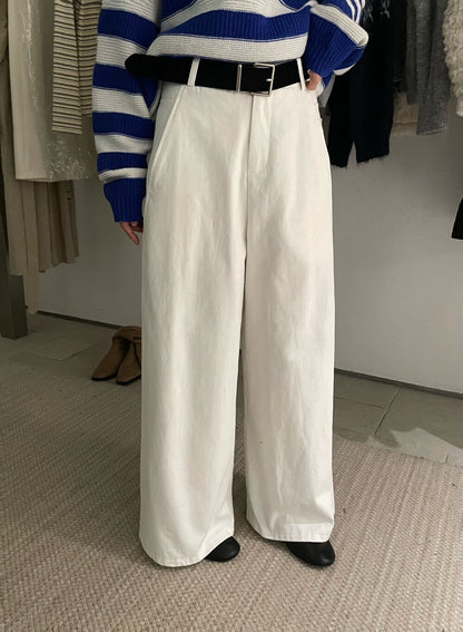 // 質感天絲棉直腳褲(連腰帶)