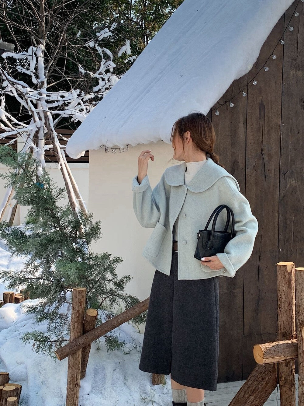 // 100%羊毛可愛娃娃領手工外套