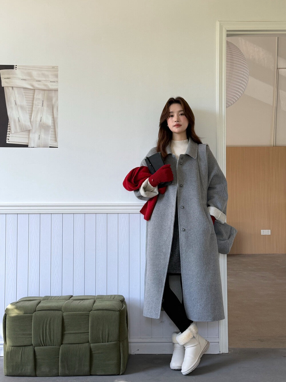 // 100%羊毛簡約翻領長款手工外套(連斜背包)