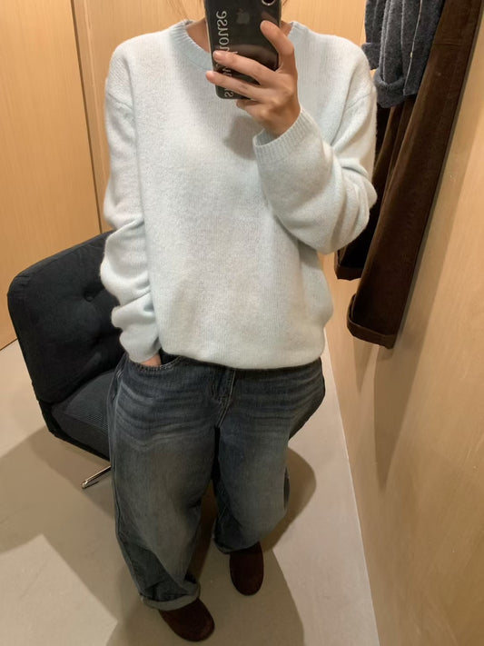 // 100%羊毛經典圓領NT