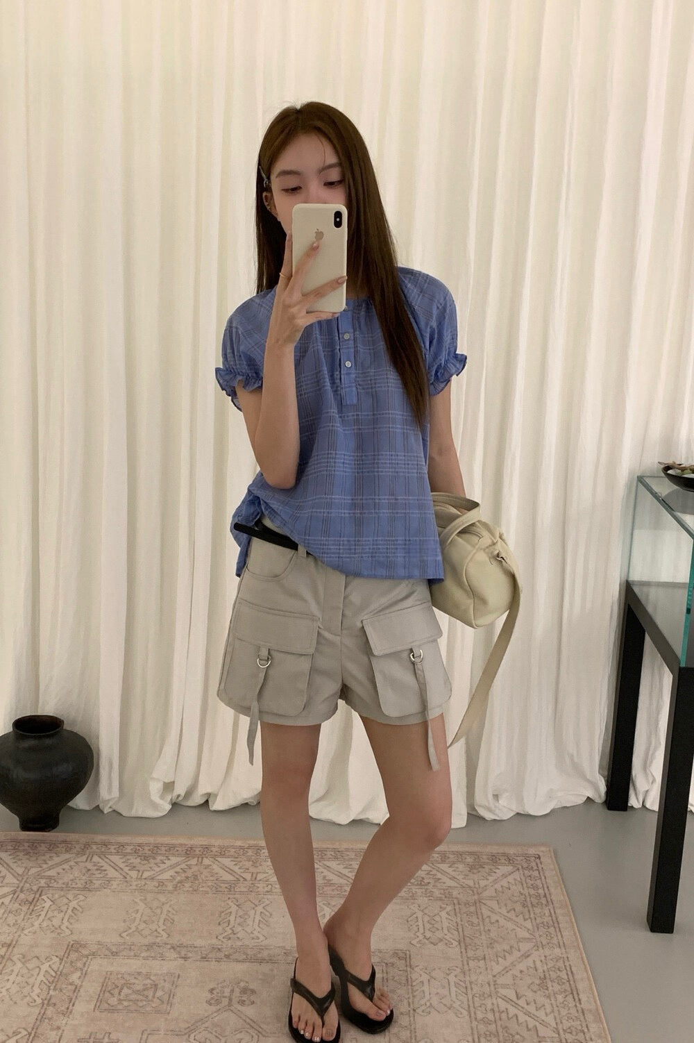 B32 / 復古格紋鈕扣泡泡袖BL