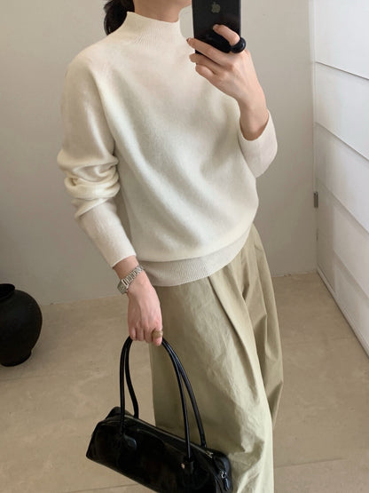 // 100%綿羊毛無縫一體小立領針織上衣