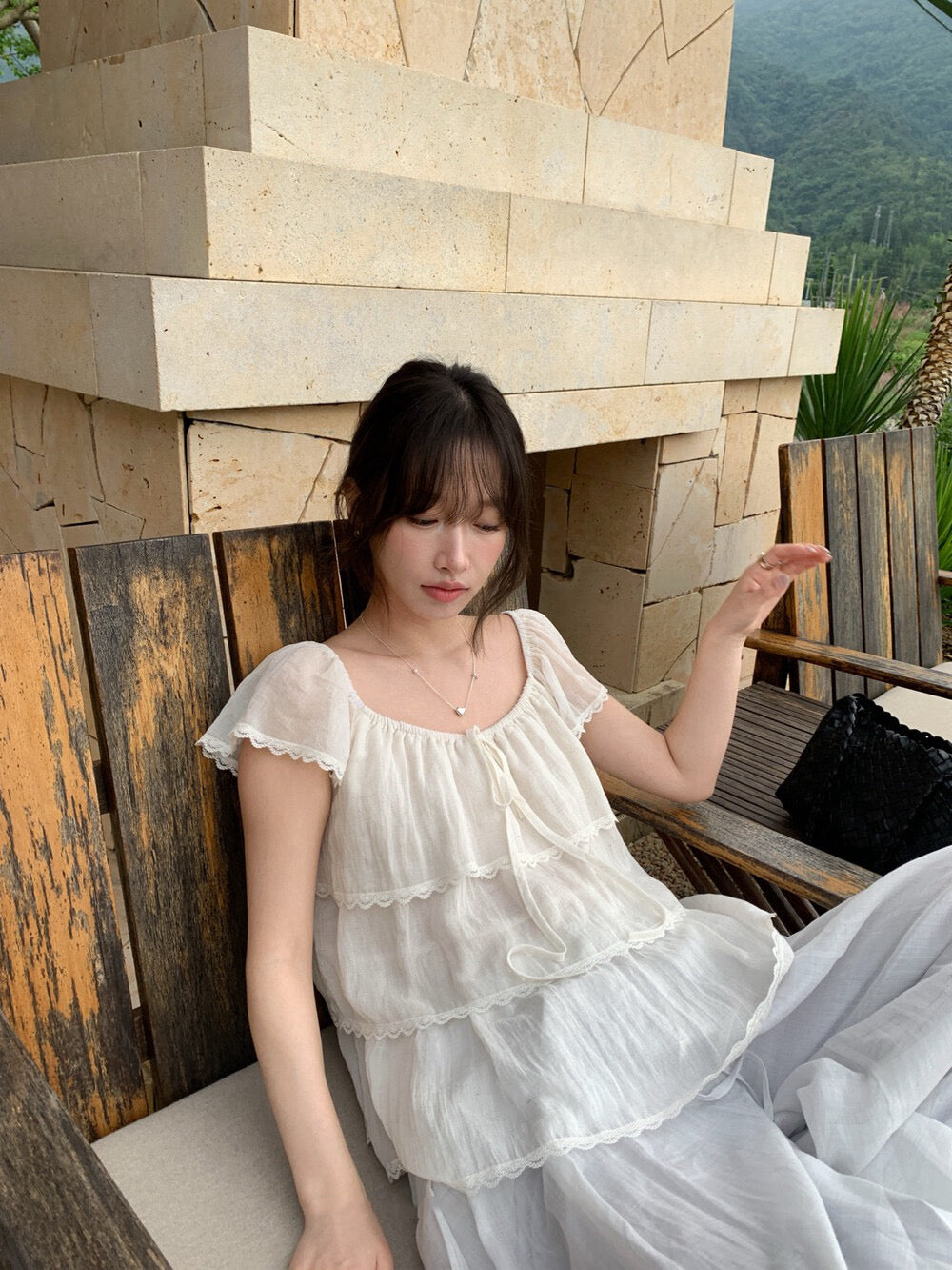 B34 / 超美層層蛋糕lace邊小飛袖BL