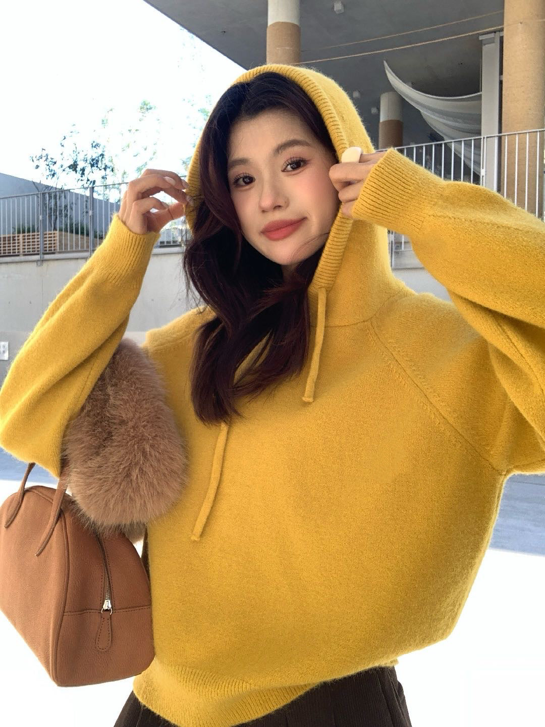 // 超軟糯北極絨連帽毛衣