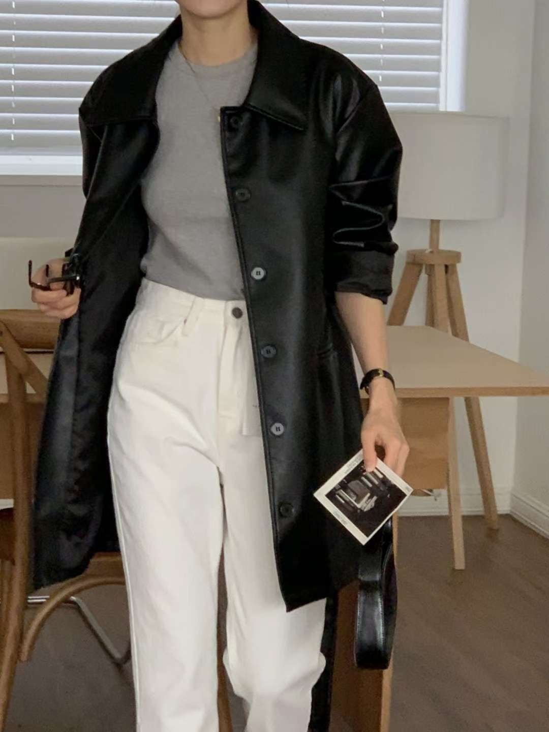 // 連腰帶中長款翻領啞光彷皮外套